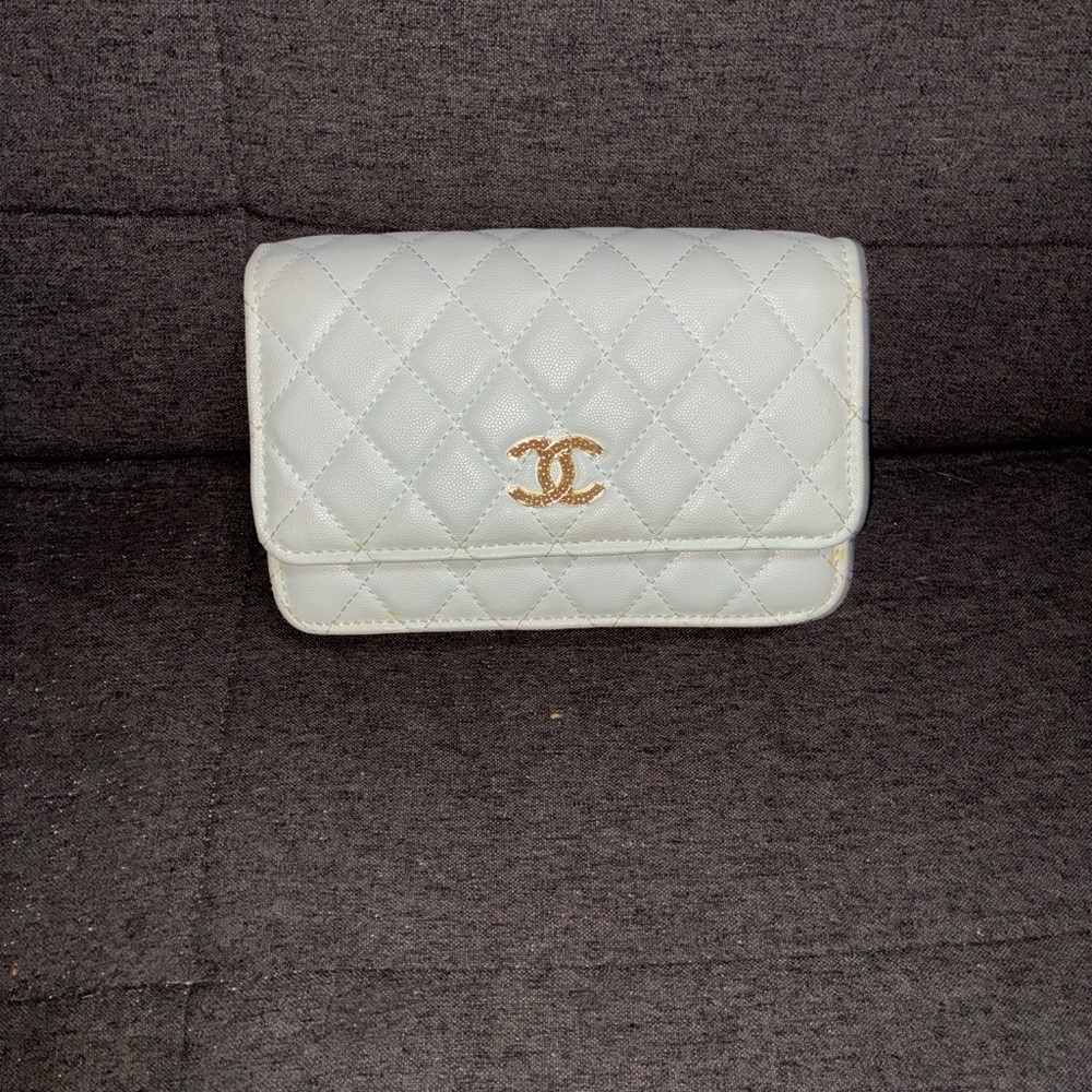 Ivory Quilted Crossbody Bag - Picture 8 of 14